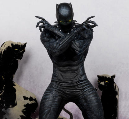 McFarlane Toys Marvel Comics Black Panther (Marvel Knights #4) 1/10 Scale Action Figure - View 4