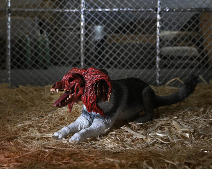 NECA The Thing Ultimate Dog Creature Set 7-Inch Figure - View 6