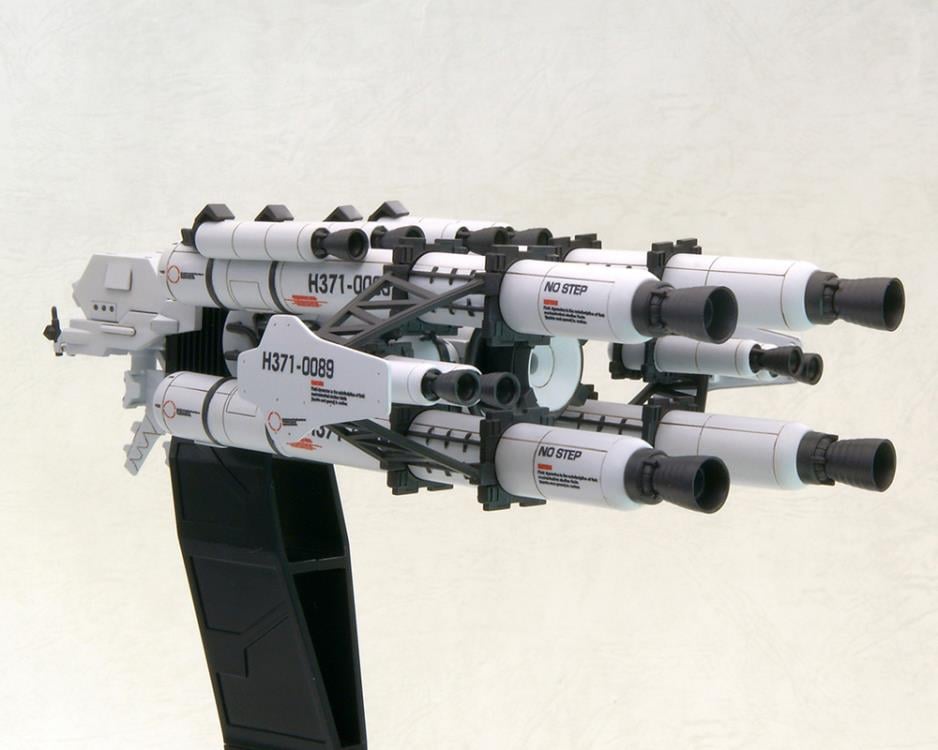 Kotobukiya Armored Core Variable Infinity Lineark White Glint & V.O.B. 1/72 Scale Model Kit Set (Reissue) - View 19
