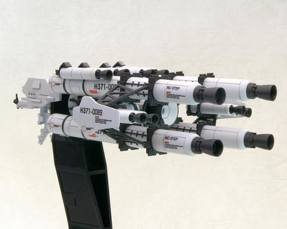 Kotobukiya Armored Core Variable Infinity Lineark White Glint & V.O.B. 1/72 Scale Model Kit Set (Reissue) - View 19