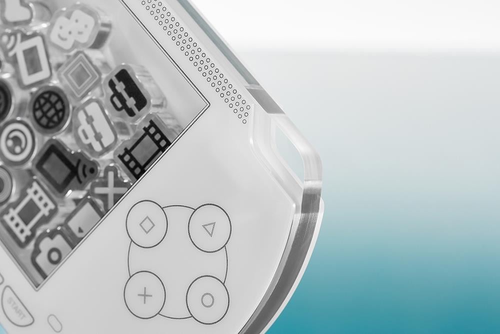 Good Smile PlayStation PSP (PlayStation Portable) Rattle Acrylic Standee (White Ver.) - View 7