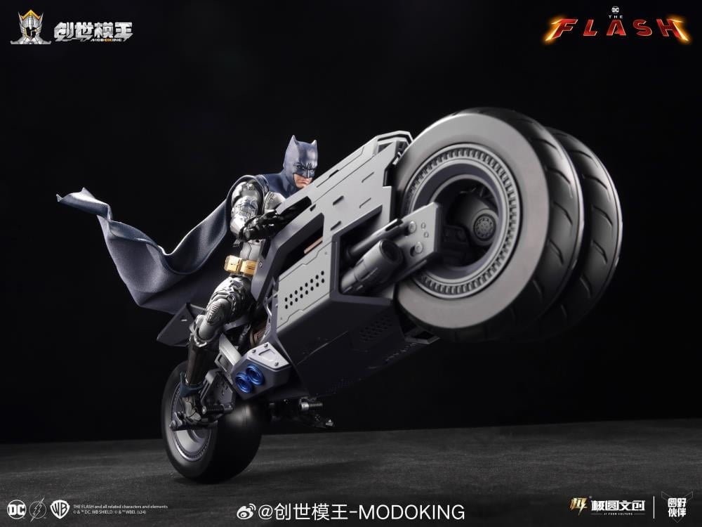 Modoking The Flash (2023) DC Comics Batman 1/12 Scale Plastic Model Kit - View 12