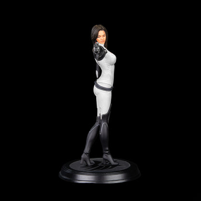 Dark Horse Mass Effect Miranda Lawson 8.5-Inch PVC Figure - View 4