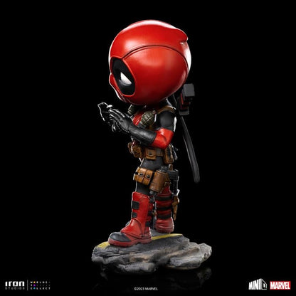Iron Studios Marvel X-Men MiniCo Deadpool Collectible Figure (6-Inch) - View 5