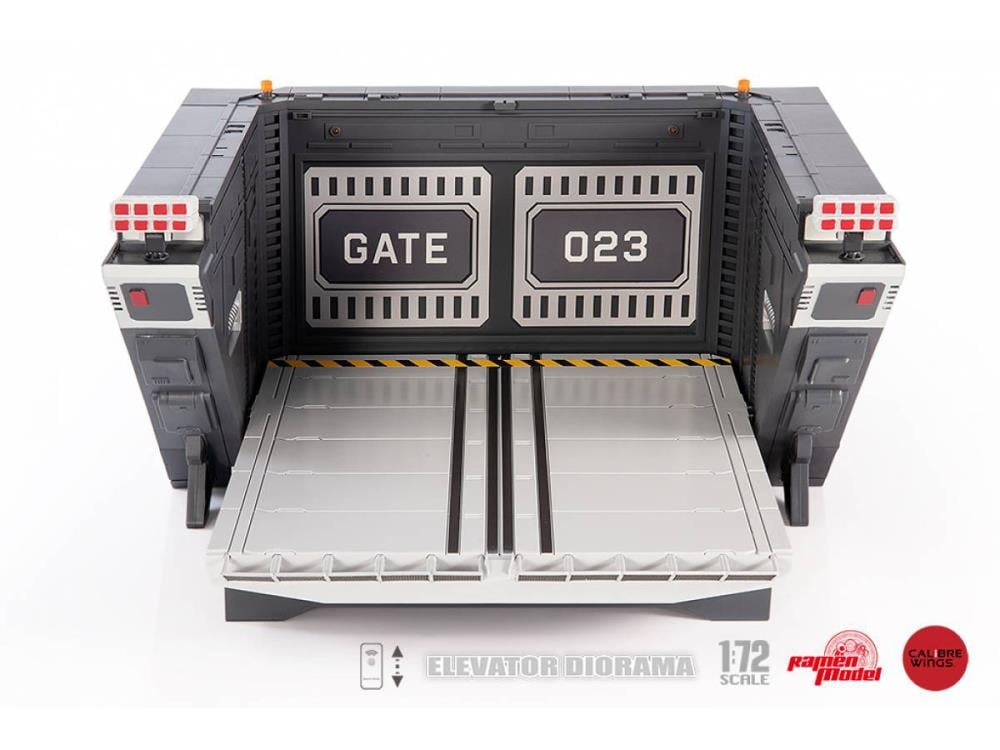 Calibre Wings Aircraft Elevator 1/72 Scale Diorama Set in ABS - View 4