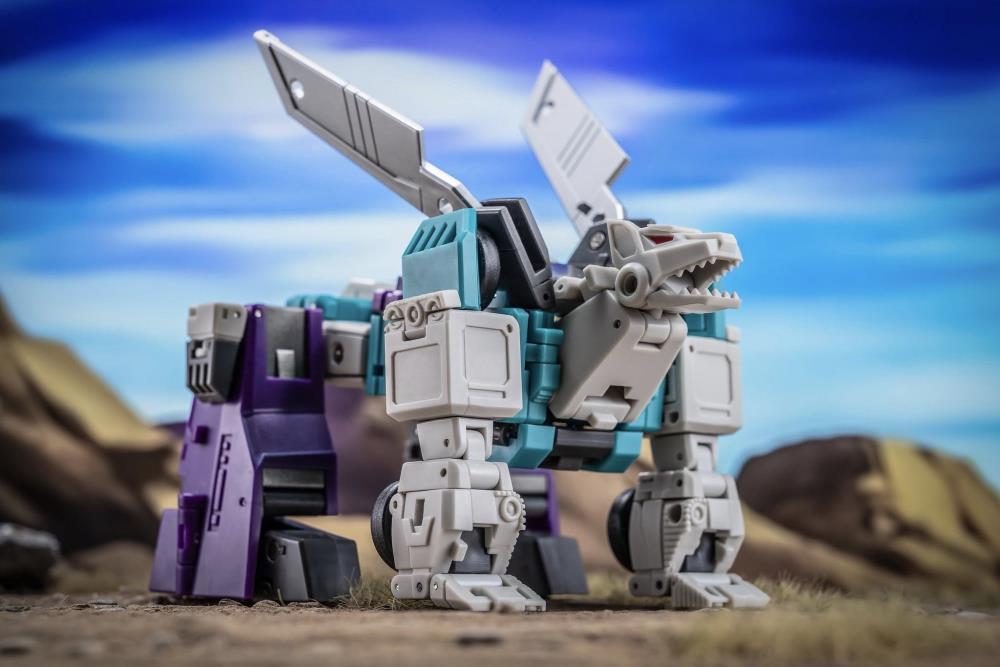 Newage NA H74 Cho Plastic Collectible Figure - View 13