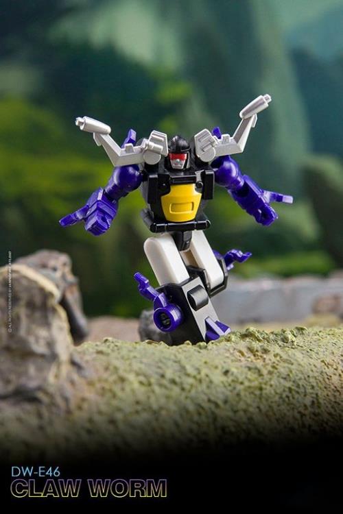Dr. Wu DW-E45 Silver Lightning and DW-E46 Claw Worm Plastic Figure Set - View 10