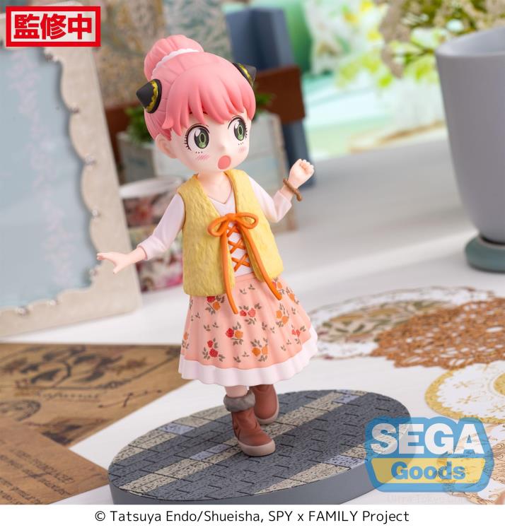 Sega Spy x Family Luminasta Anya Forger Stylish Look Vol. 3 Plastic Figure - View 6