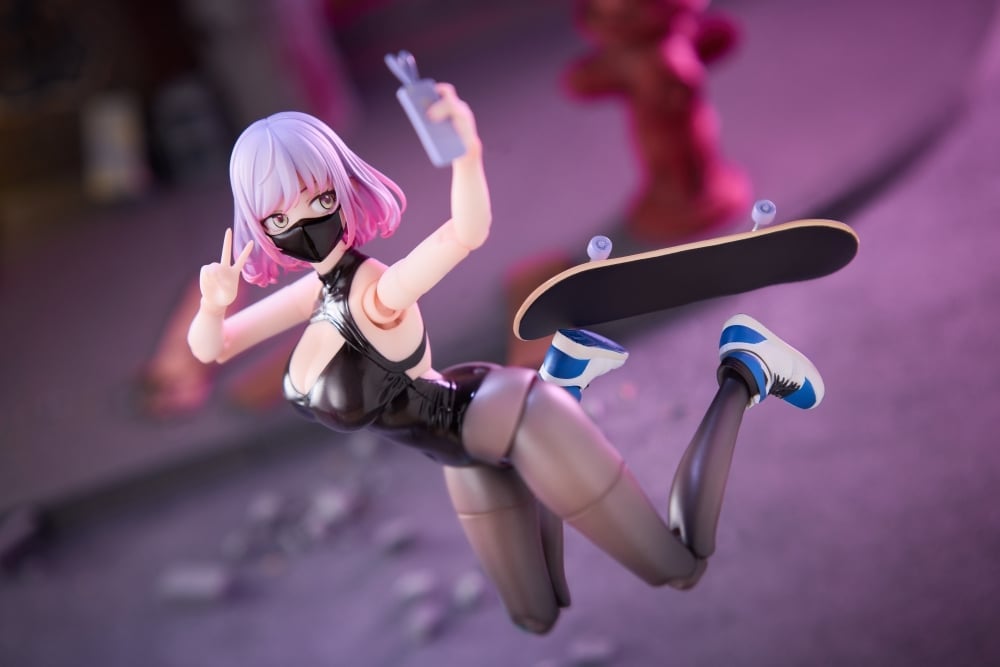Otherwhere Luna 1/12 Scale 6-Inch Action Figure, ABS and PVC - View 9