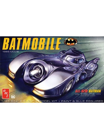 AMT Batman (1989) Batmobile with Seated Batman Figure 1/25 Scale Plastic Model Kit