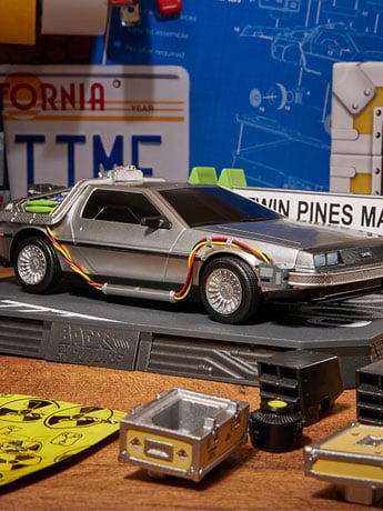 Numskull Back to the Future Countdown Character Time Machine Plastic Model Kit