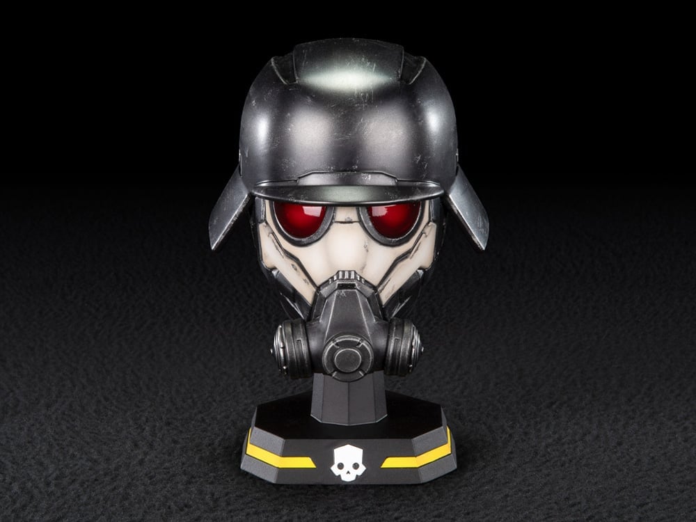 Dark Horse Helldivers 2 Field Chemist Helmet 1/4 Scale Replica - View 2