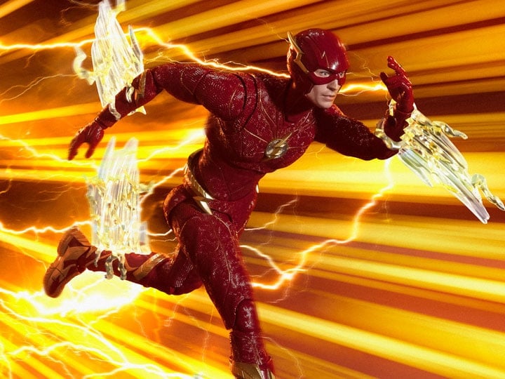 Bandai S.H.Figuarts The Flash (2023) The Flash Action Figure, 6-Inch - View 2