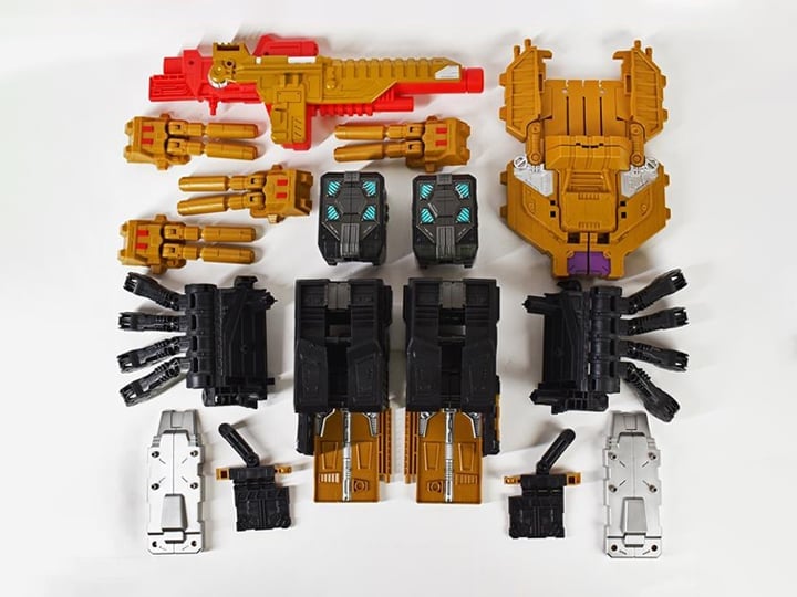 DNA Design DK-33 Upgrade Kit (Reissue) Plastic Model Accessory Set - View 2