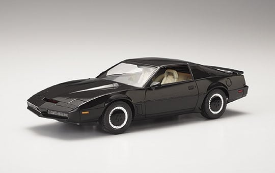 Aoshima Knight Rider K.I.T.T. (Season 1) 1/24 Scale Model Kit - View 3