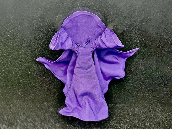 AYTOYS Witch Hat and Cloak 1/12 Scale Accessory Set (6-Inch) - View 2