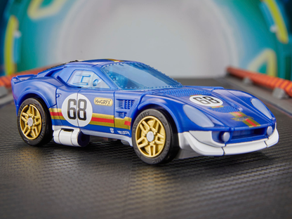Hasbro Transformers Collaborative Hot Wheels x Transformers Deluxe Class El Segundo Coupe 5-Inch Figure - View 2