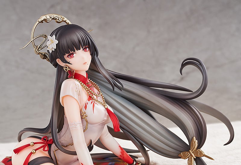 Luminous Box Punishing: Gray Raven Qu (Crimson Blessing) 1/7 Scale Plastic Figure, 5.5-Inch - View 8