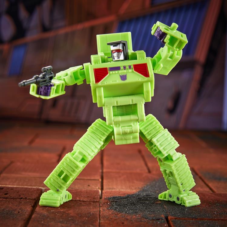 Hasbro The Transformers: The Movie Studio Series 86 Deluxe Class Constructicon Bonecrusher 4.5-Inch Action Figure - View 6