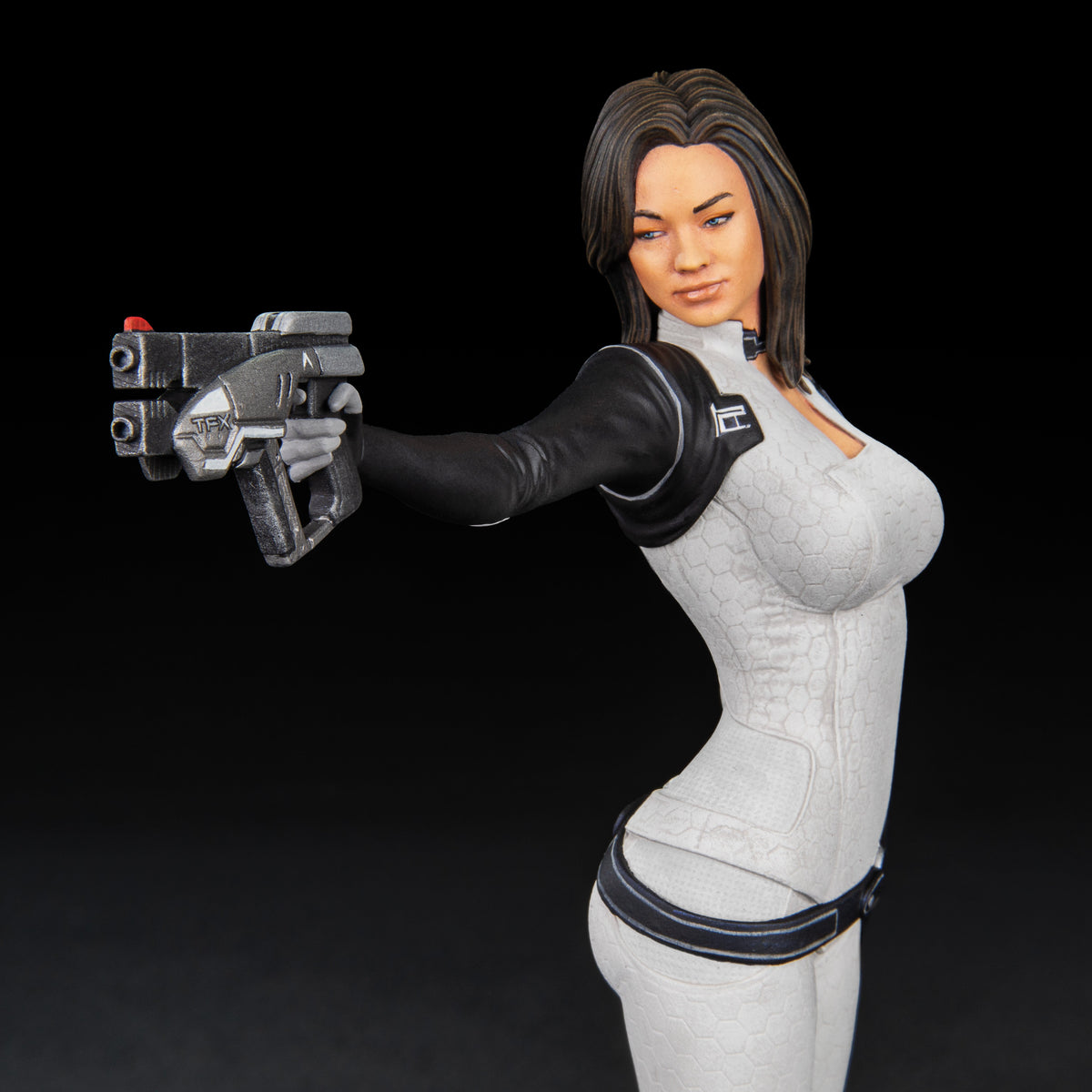 Dark Horse Mass Effect Miranda Lawson 8.5-Inch PVC Figure - View 11