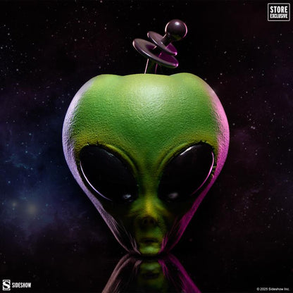 Sideshow Collectibles Alien Apple Green Variant 4-Inch Polystone Prop Replica - View 3