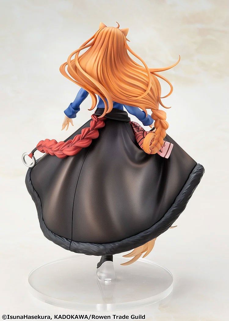 Kadokawa Spice and Wolf KD Colle Holo Illustration by Jyuu Ayakura 6.5-Inch Figure - View 5