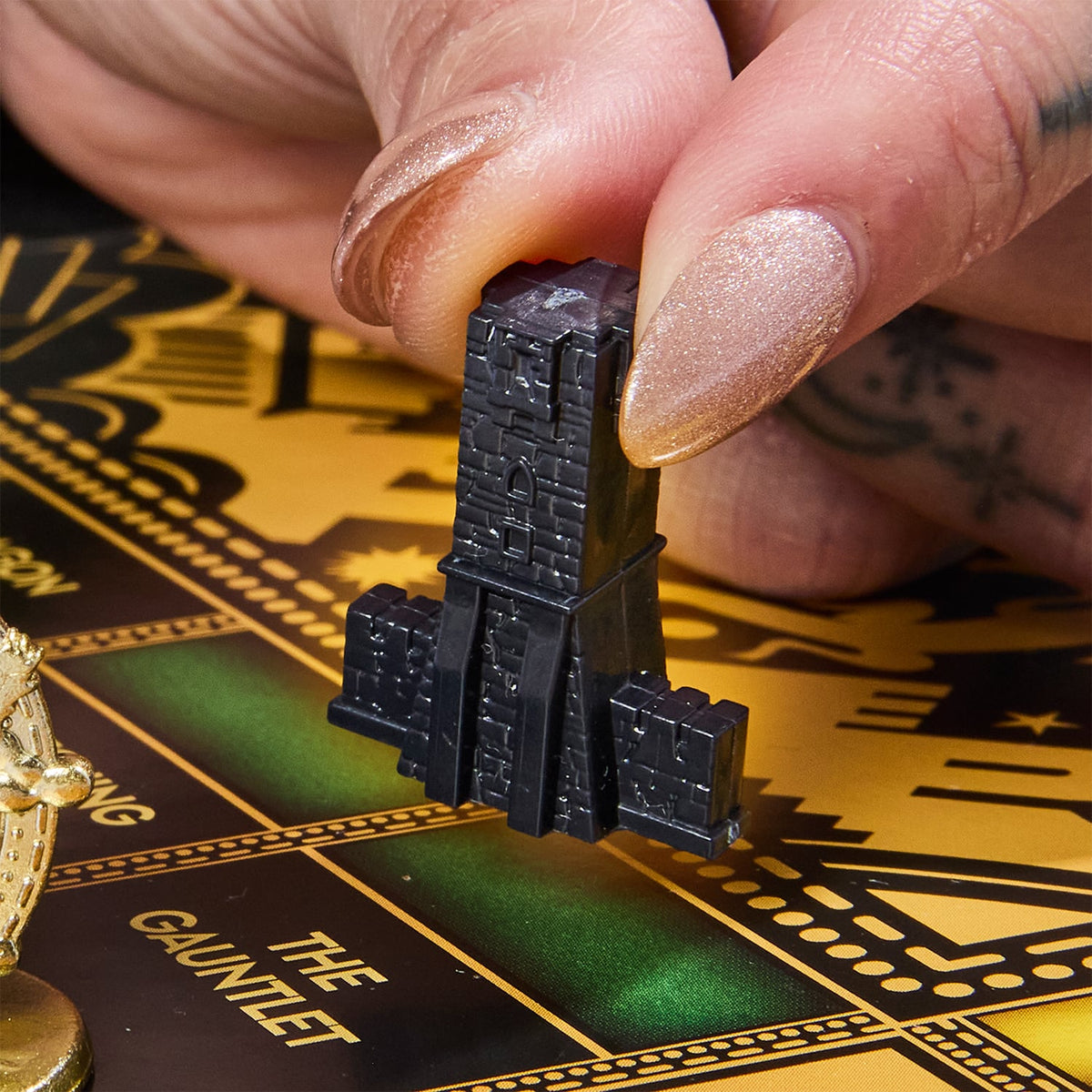 Hasbro Monopoly: Fourth Wing Property-Trading Board Game - View 11