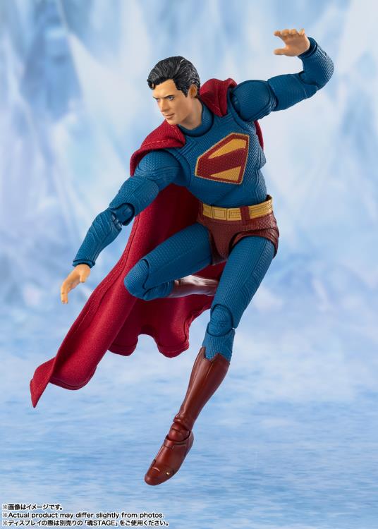 Bandai S.H.Figuarts Superman (2025) Superman 6.5-Inch Action Figure - View 6