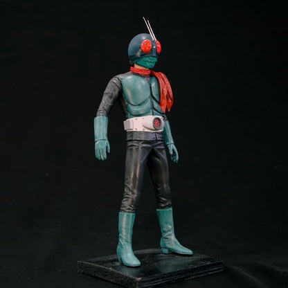 Kaiyodo Kamen Rider Middle Size Series Masked Rider 1 1/8 Scale Model Kit - View 6