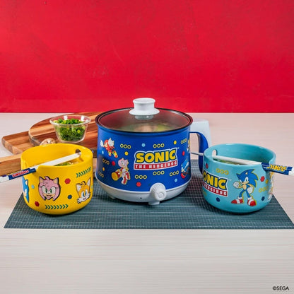 Uncanny Brands Sonic the Hedgehog Hot Pot with Ramen Bowls Cooking Set - View 4