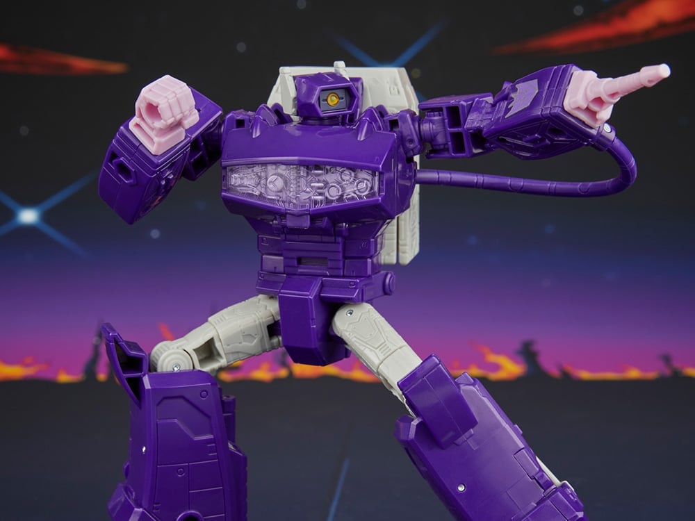 Hasbro The Transformers: The Movie Studio Series 86 Voyager Class Shockwave Plastic Action Figure - View 2