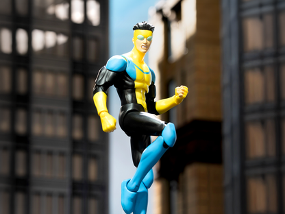 Super7 Invincible Deluxe Invincible 7-Inch Action Figure - View 2