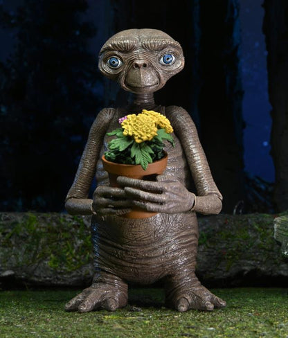NECA E.T. the Extra-Terrestrial 40th Anniversary Ultimate E.T. Action Figure - View 6