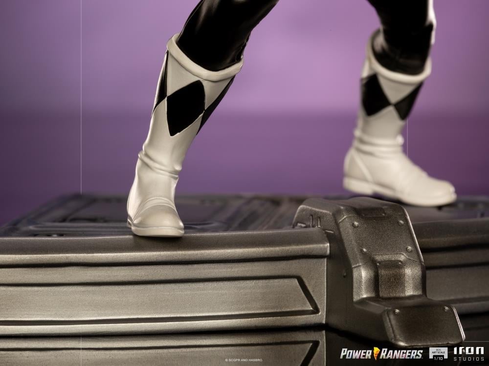 Iron Studios Mighty Morphin Power Rangers Battle Diorama Series Black Ranger 1/10 Scale Limited Edition Statue - View 12