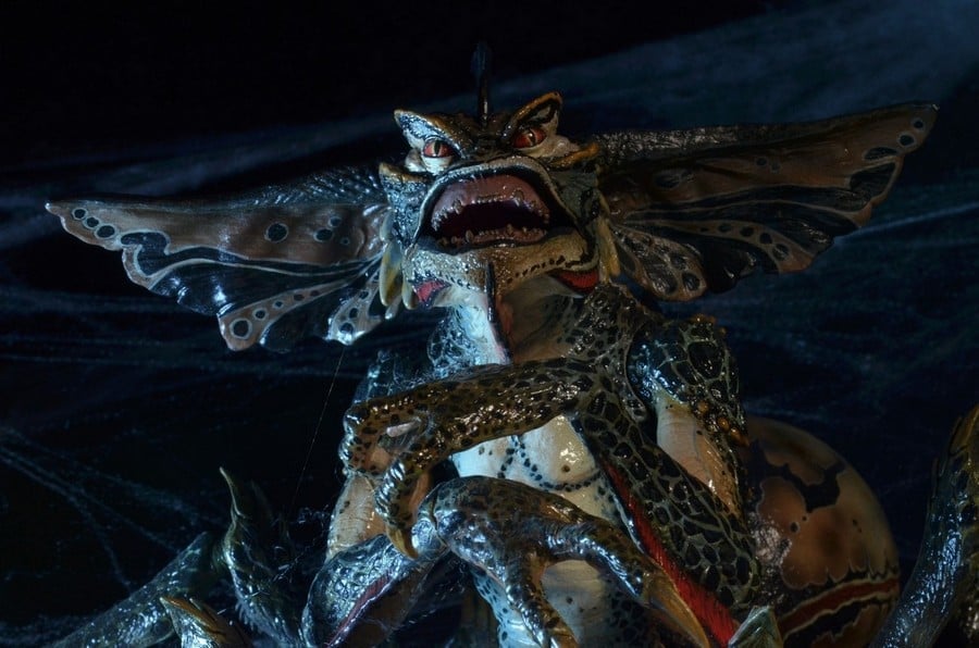 NECA Gremlins 2: The New Batch Spider Gremlin Deluxe Action Figure, 10-Inch - View 11