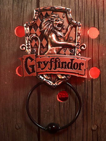 Nemesis Now Harry Potter Gryffindor Door Knocker in Resin