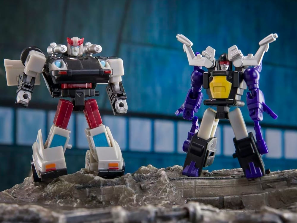 Dr. Wu DW-E45 Silver Lightning and DW-E46 Claw Worm Plastic Figure Set - View 2