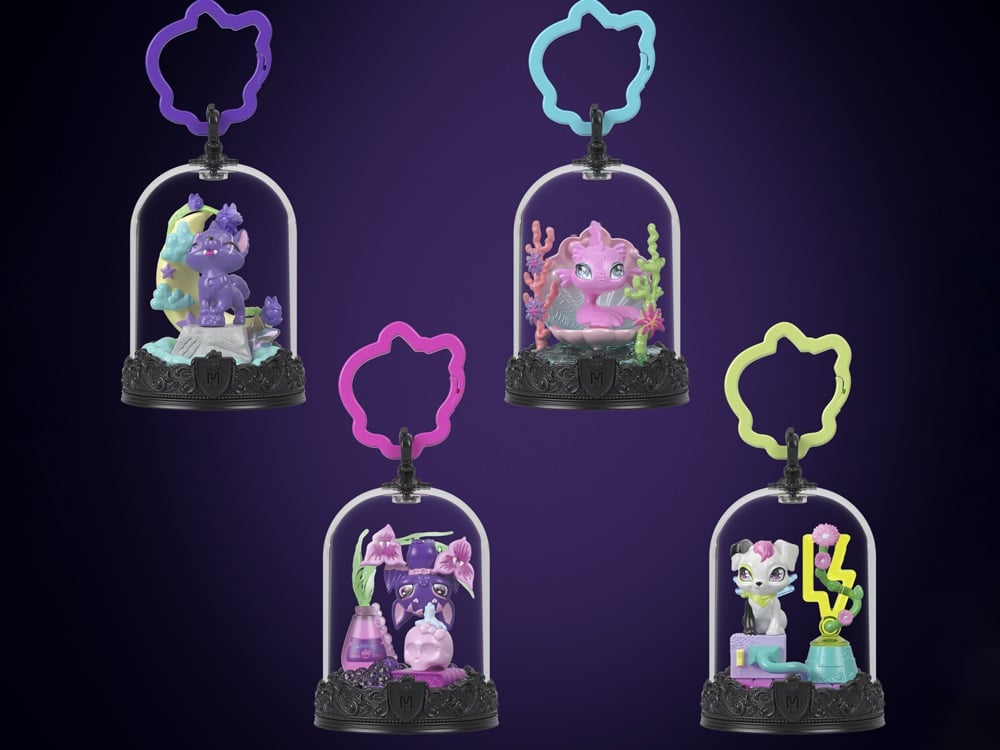 Mattel Monster High Box of 9 Random Pet Keychains, 3-Inch - View 2