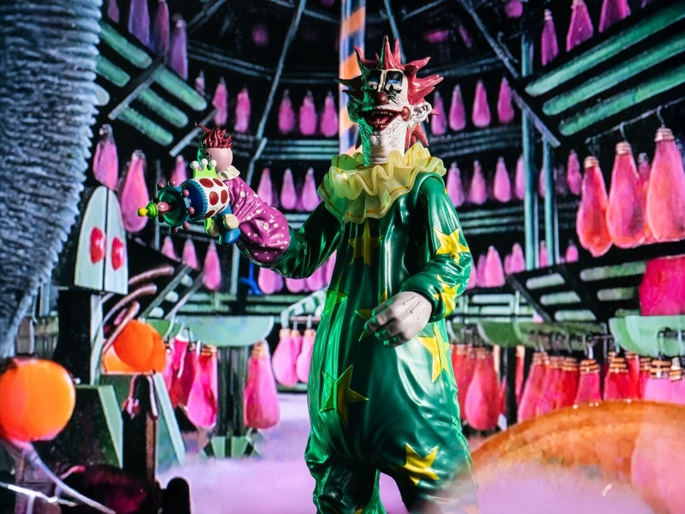 Trick or Treat Studios Killer Klowns from Outer Space Scream Greats Spikey Figure - View 2