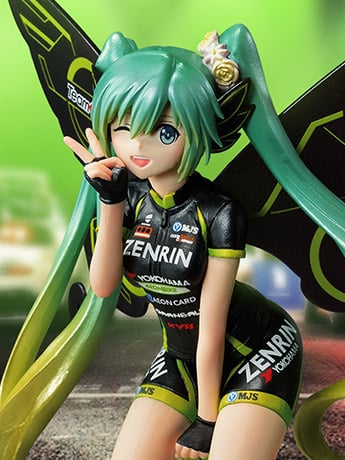 Bandai Banpresto Vocaloid Chronicle Hatsune Miku Racing Ver. (Racing Miku 2017 Team UKYO Cheering Ver.) 5-Inch Figure