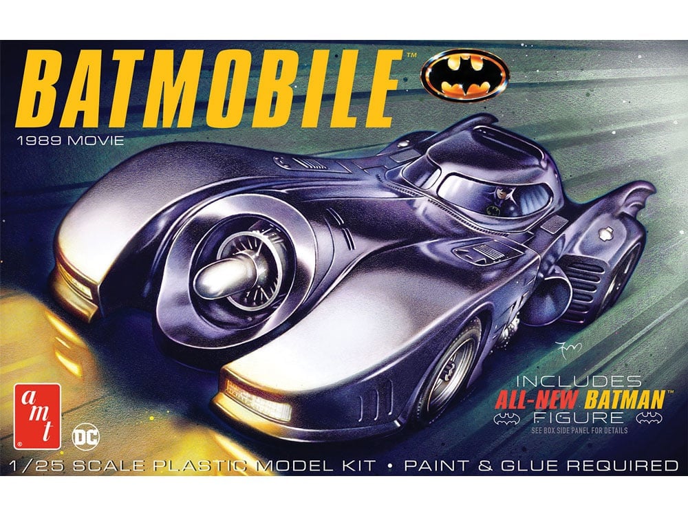 AMT Batman (1989) Batmobile with Seated Batman Figure 1/25 Scale Plastic Model Kit - View 2