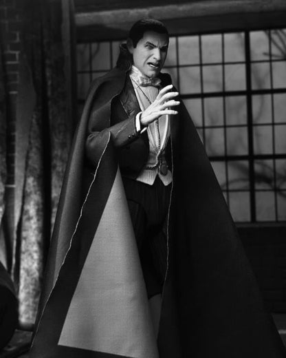 NECA Universal Monsters Ultimate Dracula (Carfax Abbey) Figure - View 9