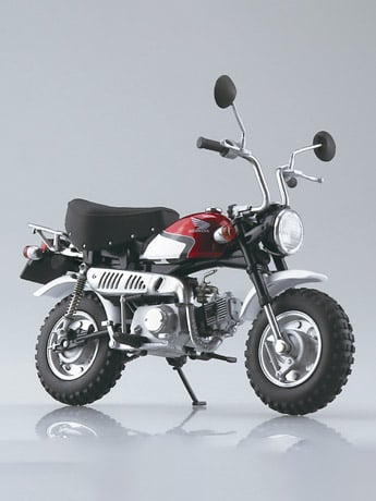 Aoshima Honda Monkey Special Shasta White 1/12 Scale Die-Cast Motorcycle, 4.5-Inch