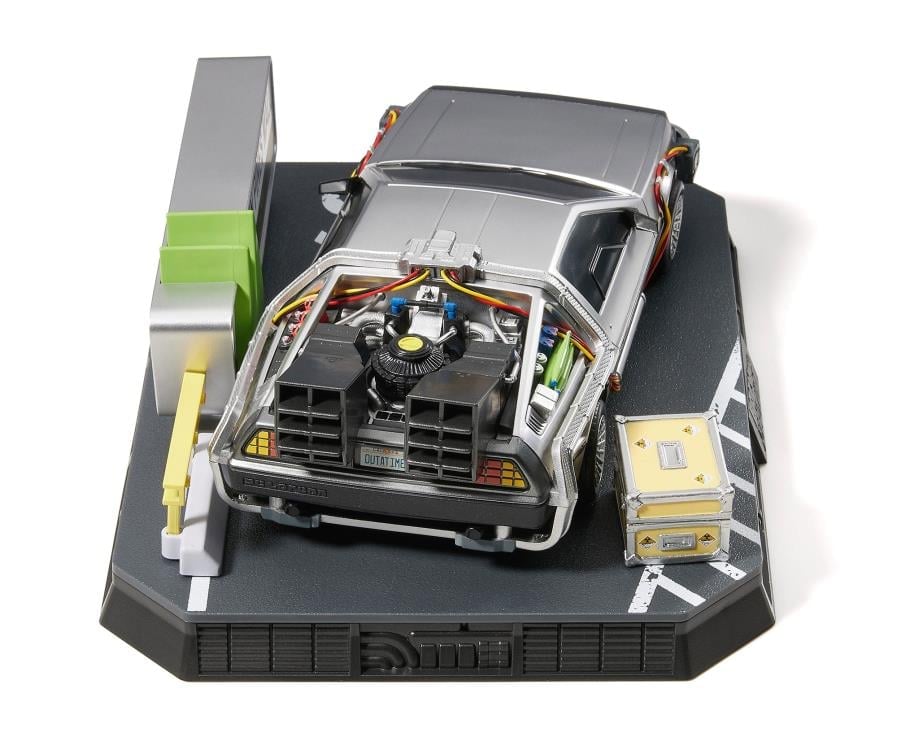 Numskull Back to the Future Countdown Character Time Machine Plastic Model Kit - View 41