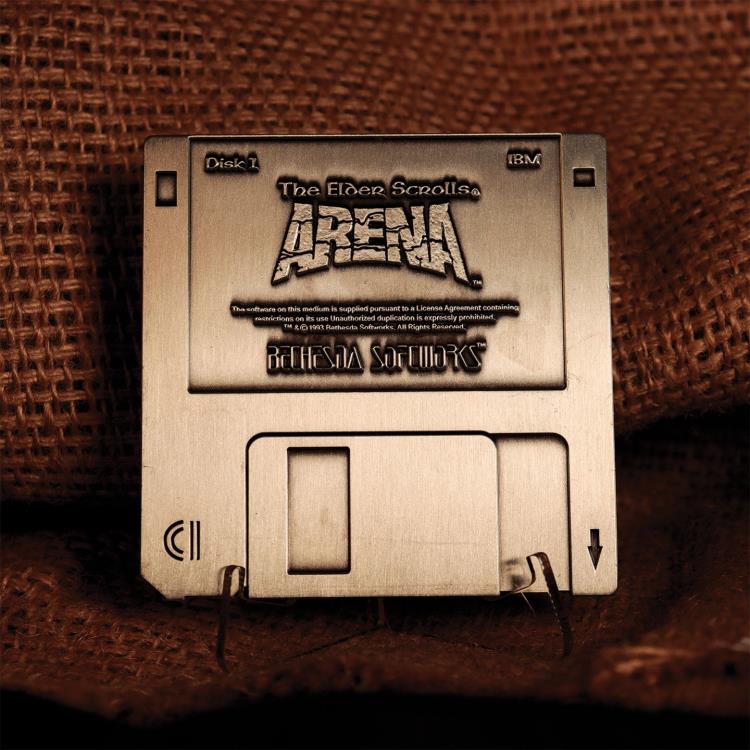 Fanattik Collectibles The Elder Scrolls Arena Floppy Disk Limited Edition Metal Replica - View 8