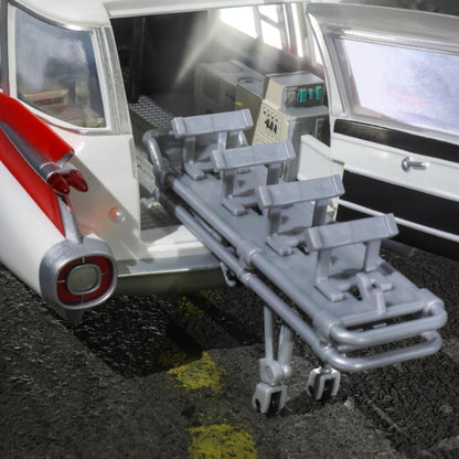 Hasbro Ghostbusters (1984) Plasma Series Ecto-1 Vehicle - View 9