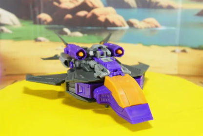 Riot Toys Last of the Seekers Warp Drive Plastic Figure - View 6