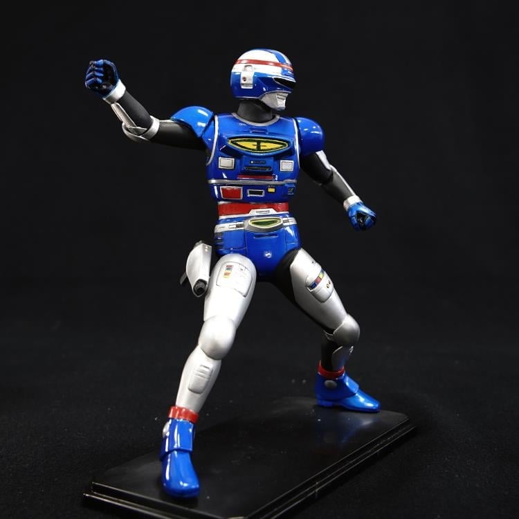 Kaiyodo Space Sheriff Shaider Middle Size Series 1/8 Scale Model Kit in PVC - View 5