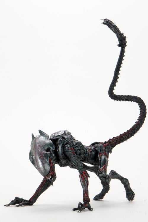 NECA Aliens Kenner Tribute Night Cougar Alien 7-Inch Action Figure - View 13