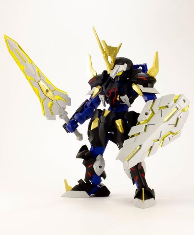 Plum PLA-ACT 09 Arthur Shadow Knight Plastic Model Kit (Reissue), 5.71-Inch - View 4